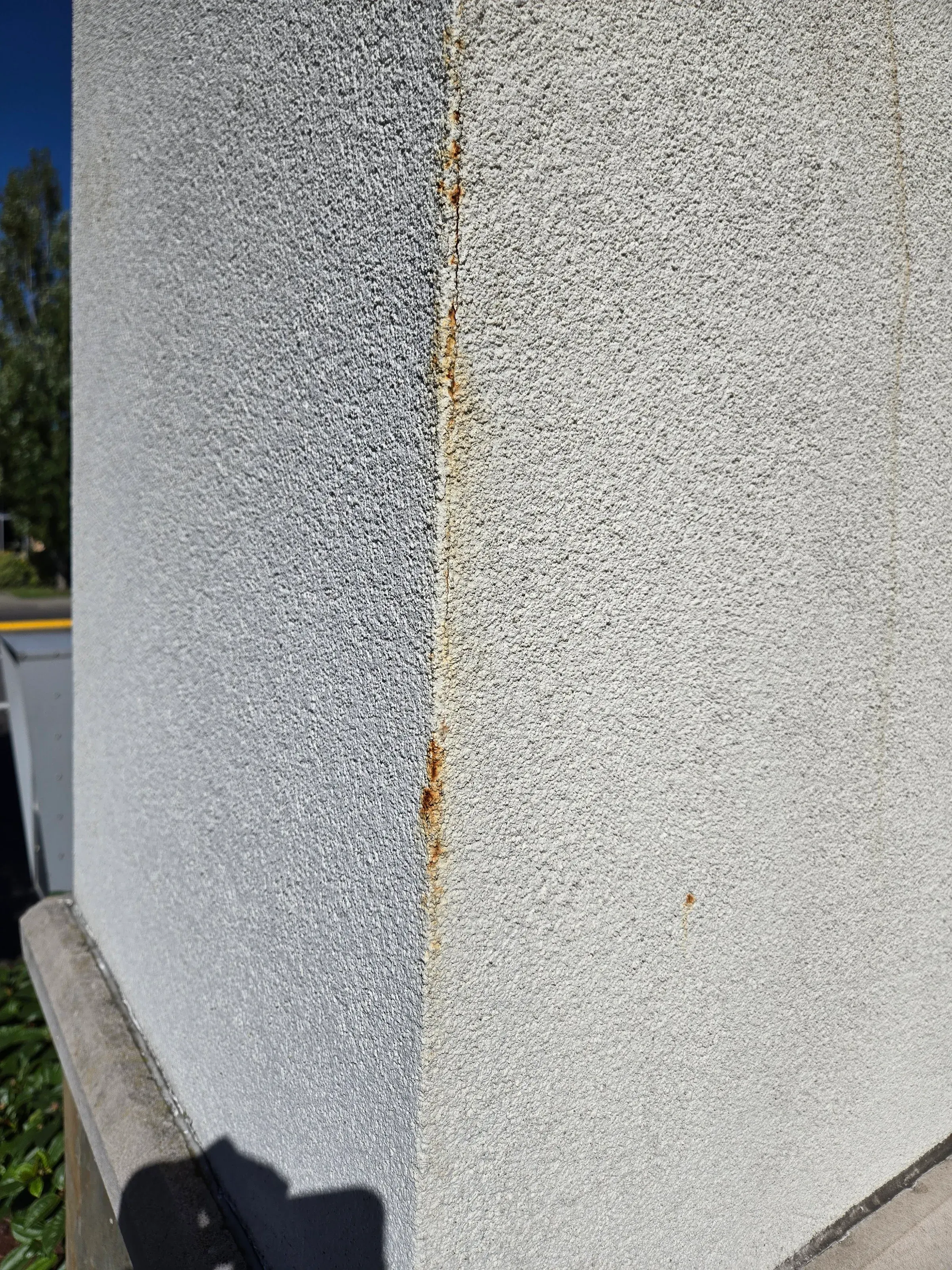 Cracks in EIFS with Rust